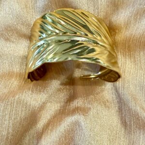 leaf handcuff
